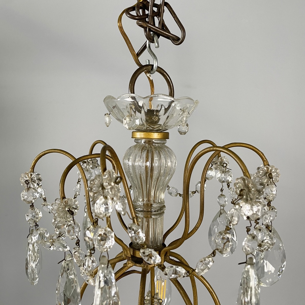 Lampadario a gocce in vetro e ottone, 1900-1950 ca.