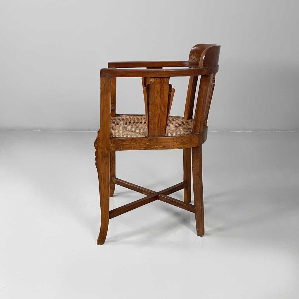 Sedia a pozzetto in legno e paglia, 1930 ca.