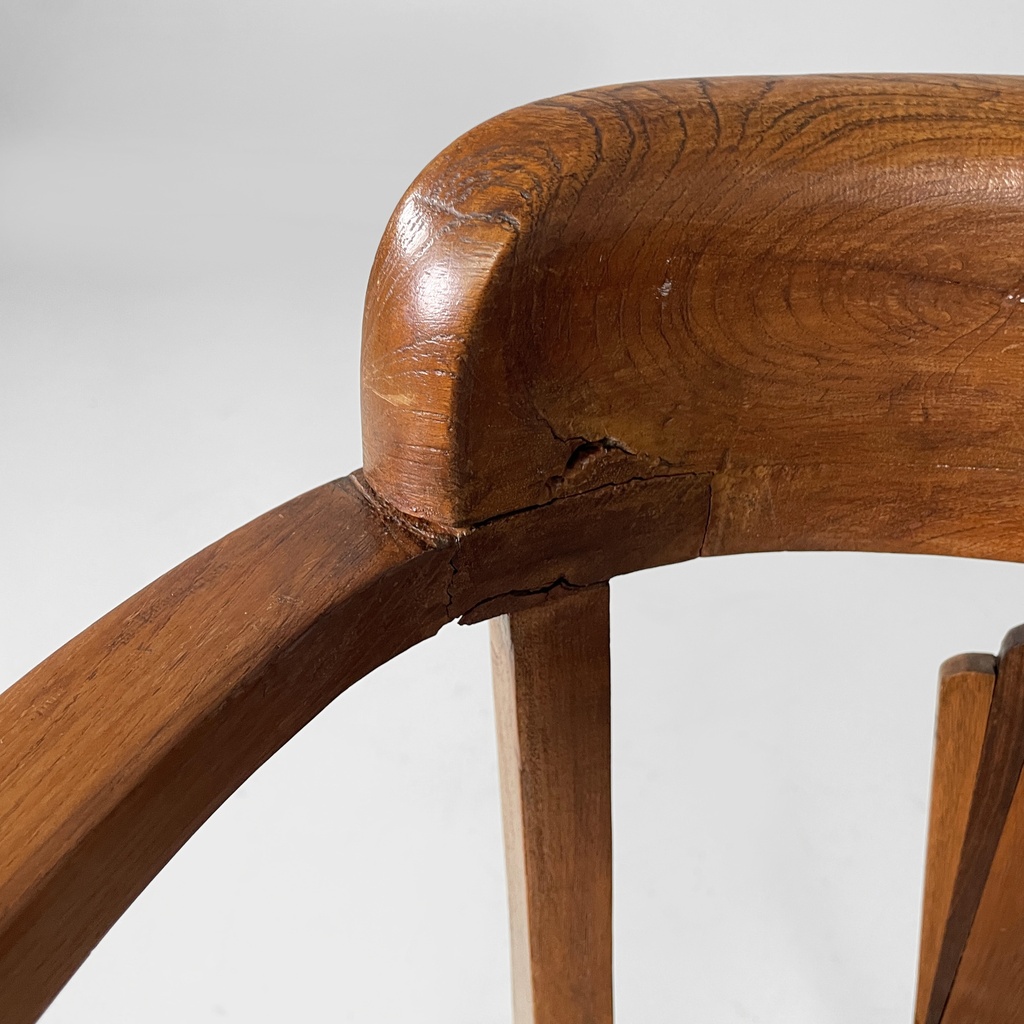 Sedia a pozzetto in legno e paglia, 1930 ca.