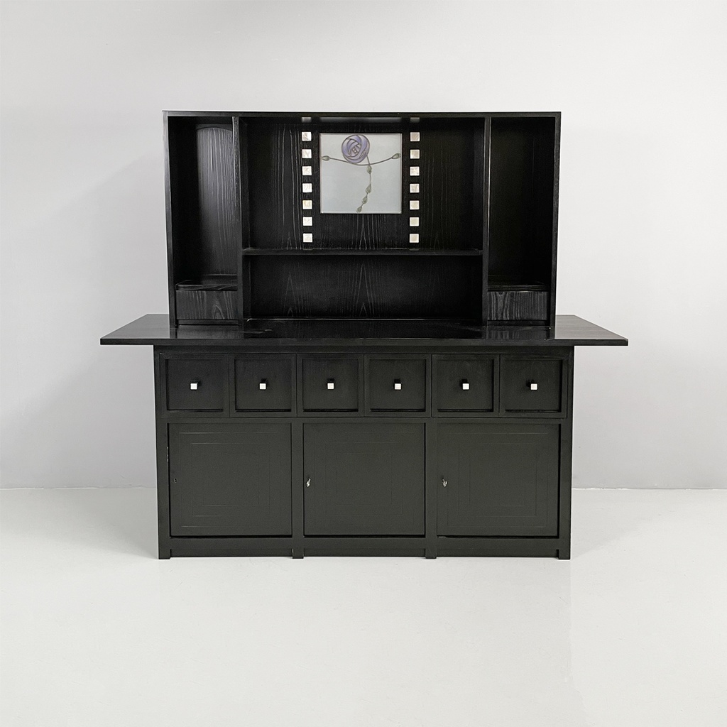 Credenza di Charles Rennie Mackintosh per Cassina, 1980 ca.