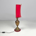Lampada da tavolo con paralume in tessuto rosso, 1950 ca.