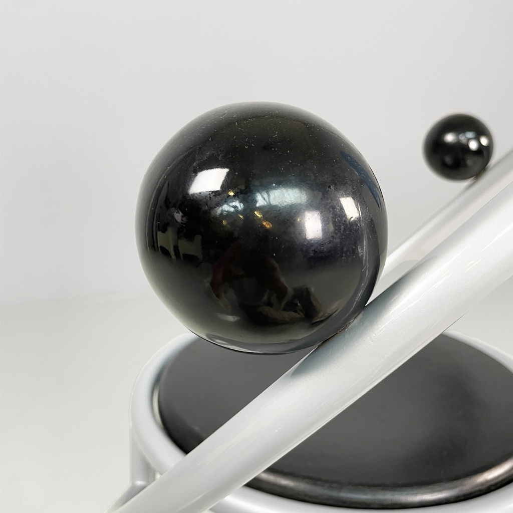 Sedia First di Michele de Lucchi per Memphis, 1983