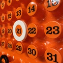 Calendario infinito arancione da parete di Giorgio Della Beffa per Ring A Date, 2000 ca.