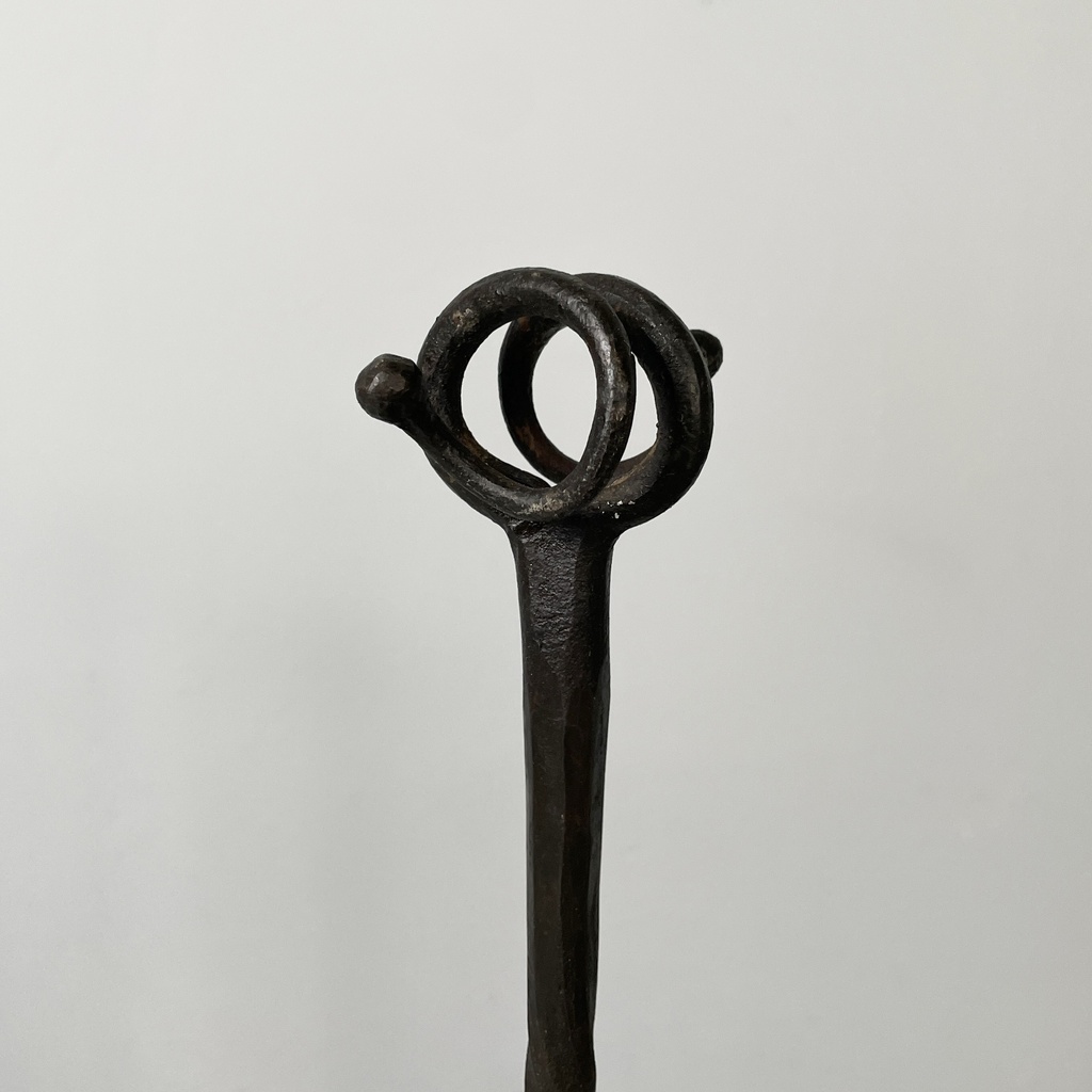 Fermaporta in ferro battuto, 1930  ca.