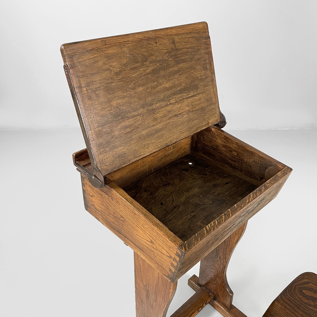 Banco di scuola in legno, 1930 ca.