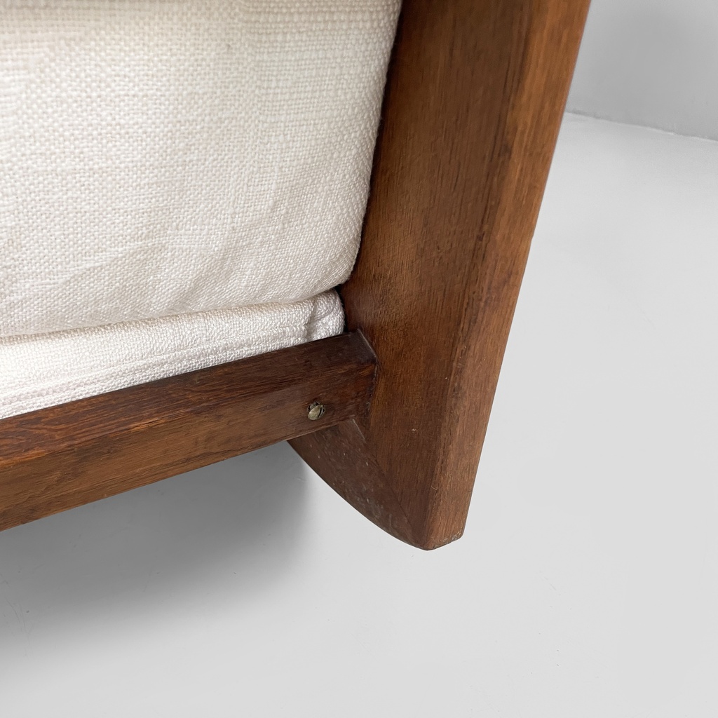 Poltrone in legno e tessuto bianco, 1970 ca.