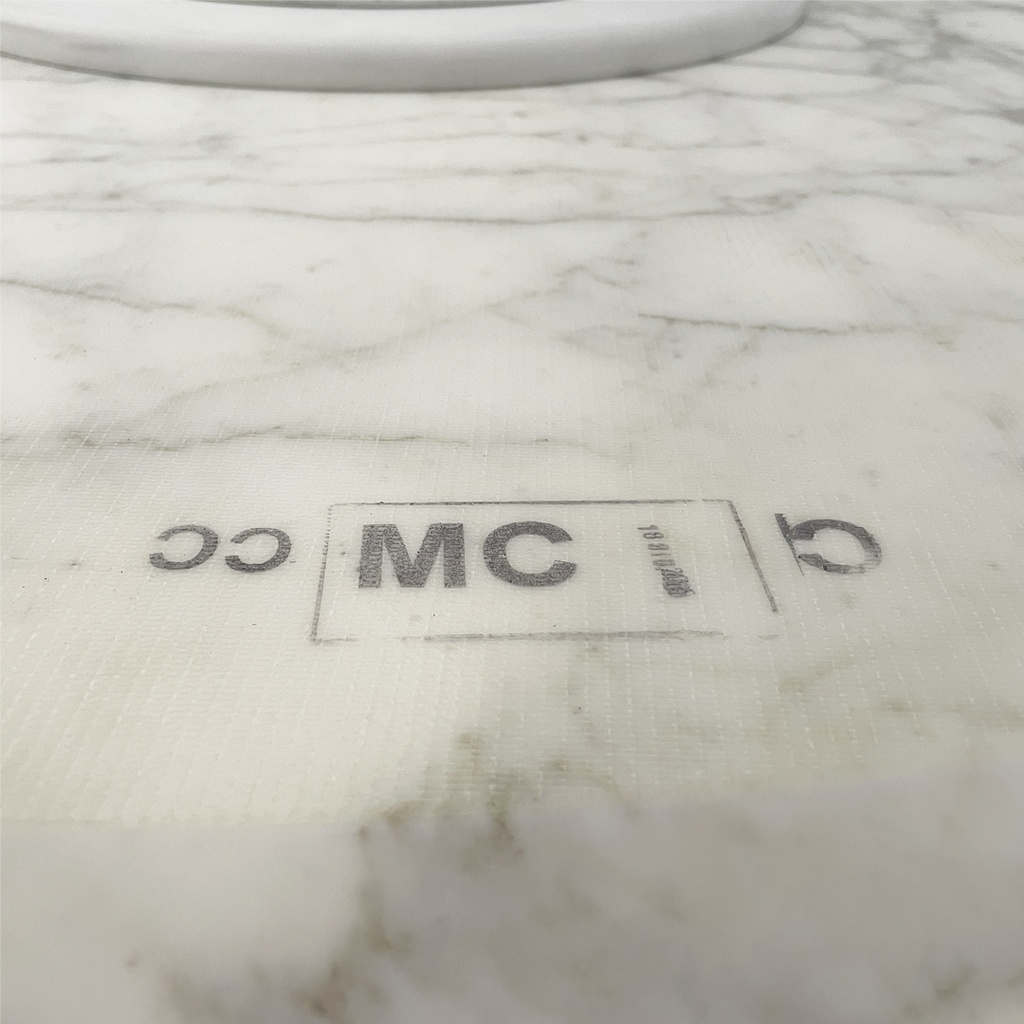 Tavolo da pranzo Tulip di Eero Saarinen per Knoll, 2000 ca.