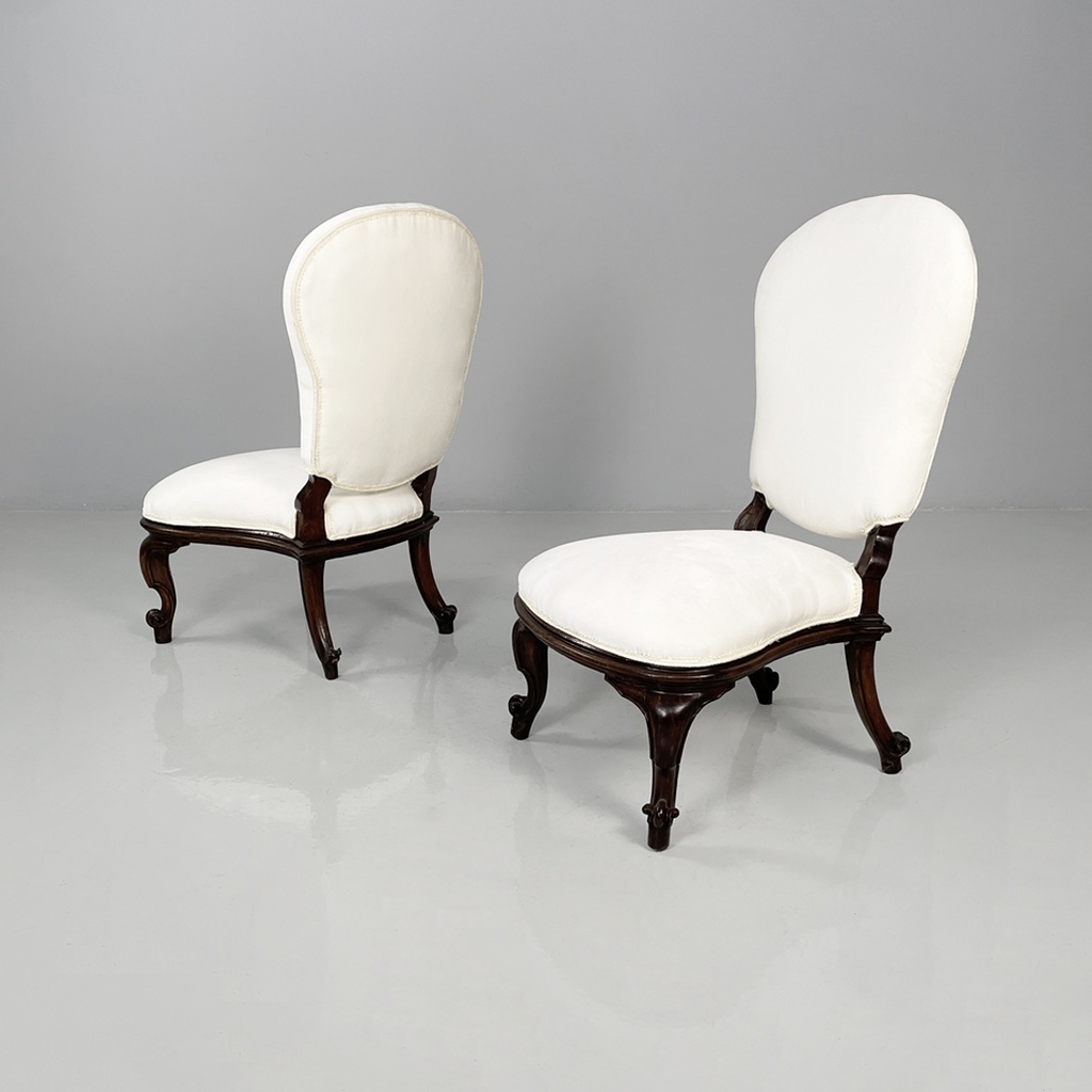 Poltrone in legno e tessuto bianco, 1930 ca.