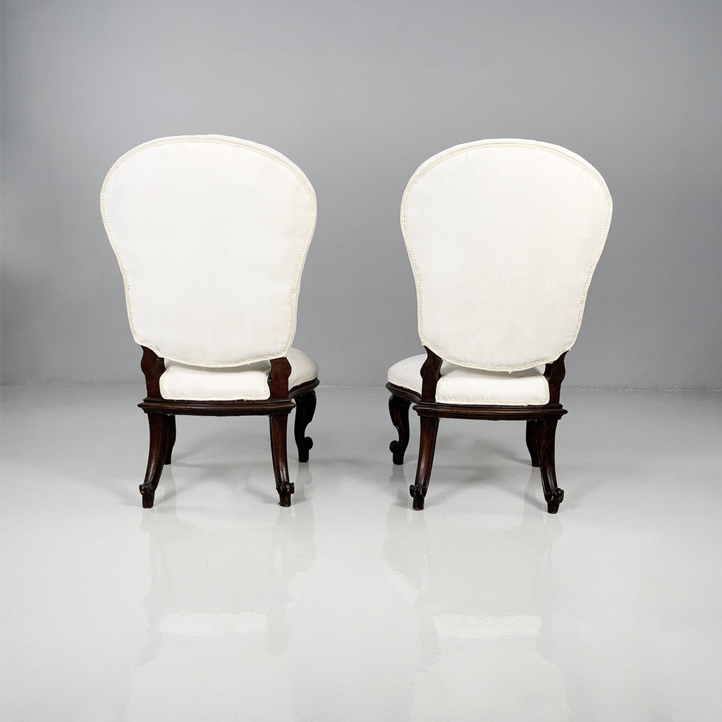 Poltrone in legno e tessuto bianco, 1930 ca.