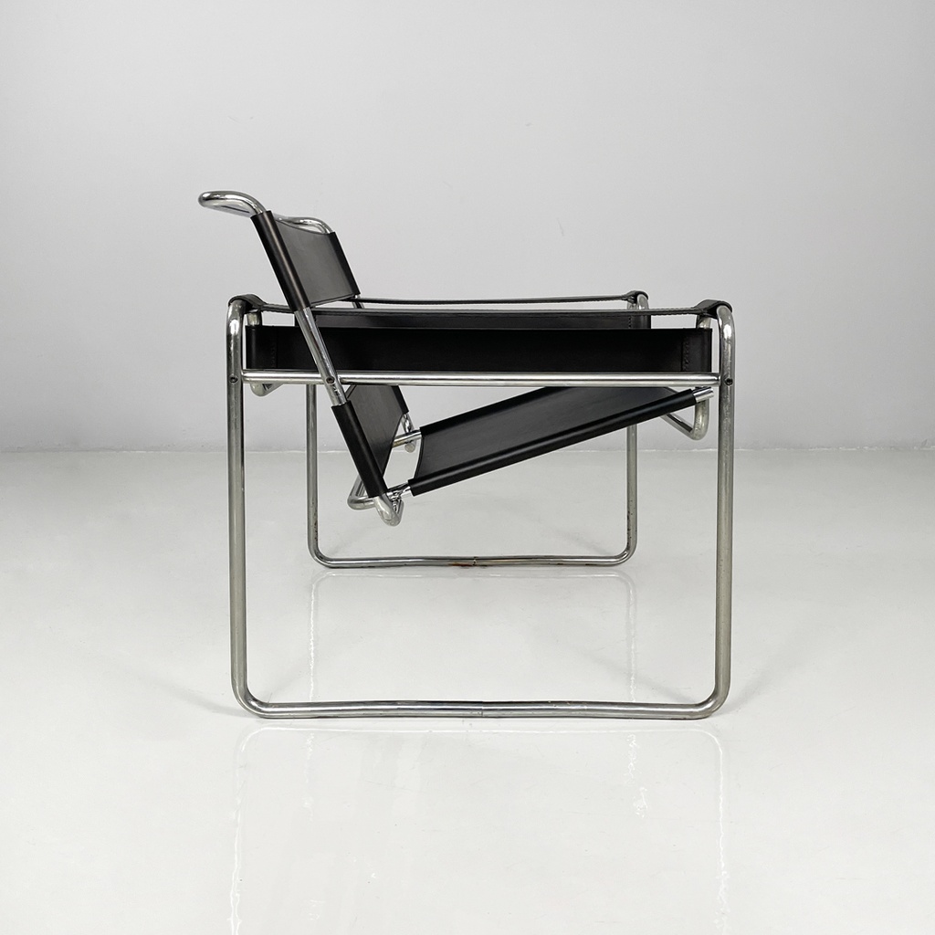 Poltrona Wassily di Marcel Breuer per Gavina, 1960 ca.