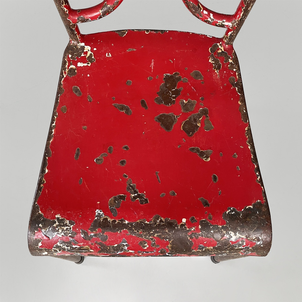 Sedie in metallo rosso, 1940 ca.