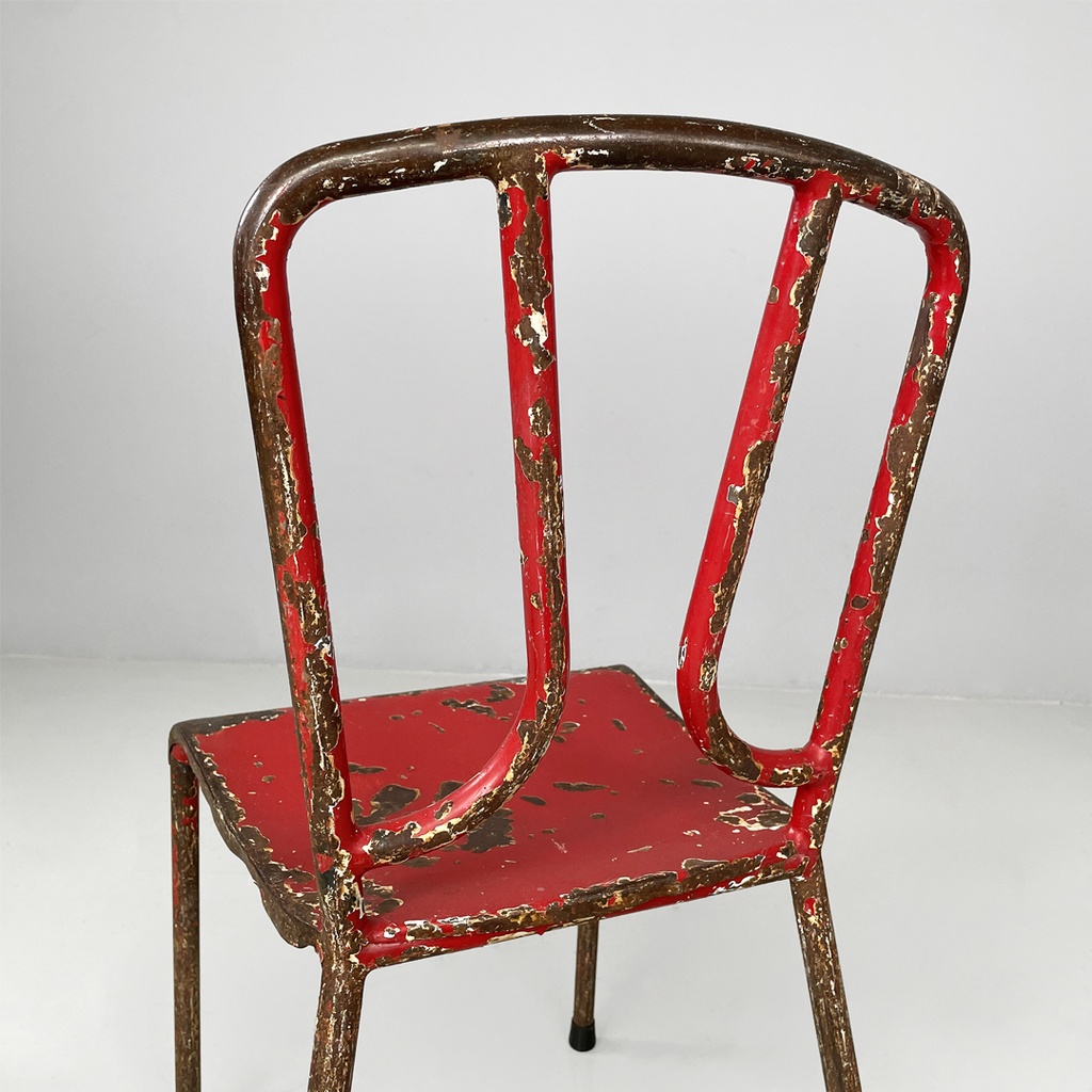 Sedie in metallo rosso, 1940 ca.
