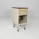 Cassettiera in metallo con ruote, 1950 ca.