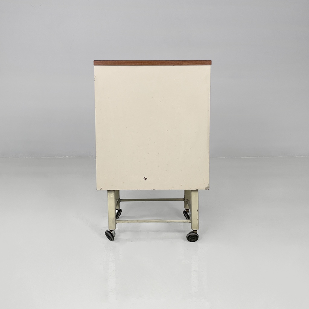 Cassettiera in metallo con ruote, 1950 ca.