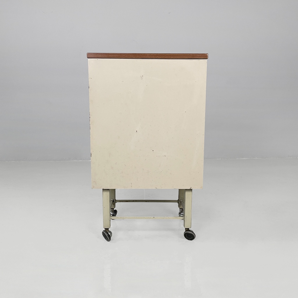 Cassettiera in metallo con ruote, 1950 ca.