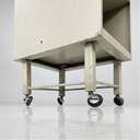 Cassettiera in metallo con ruote, 1950 ca.