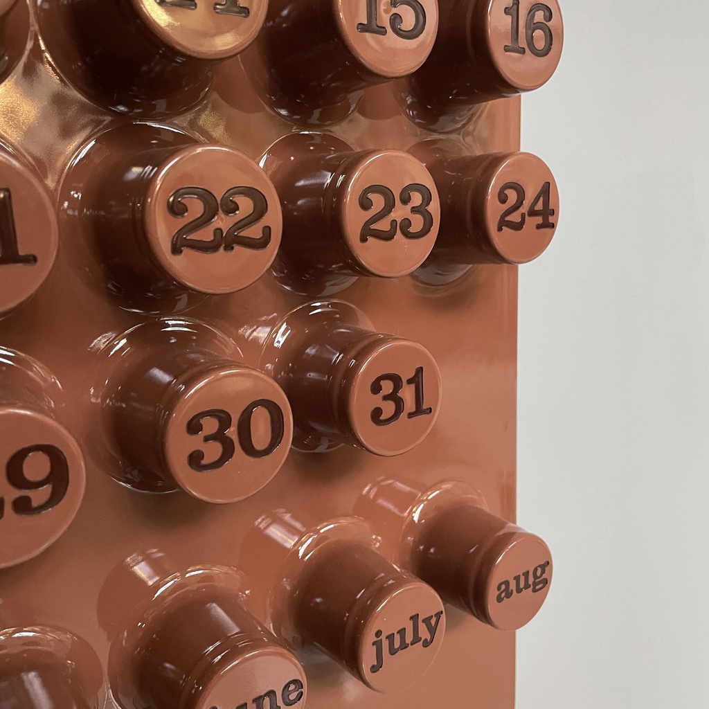 Calendario da parete Moka Mousse di Giorgio Della Beffa per Ring A Date, 2025