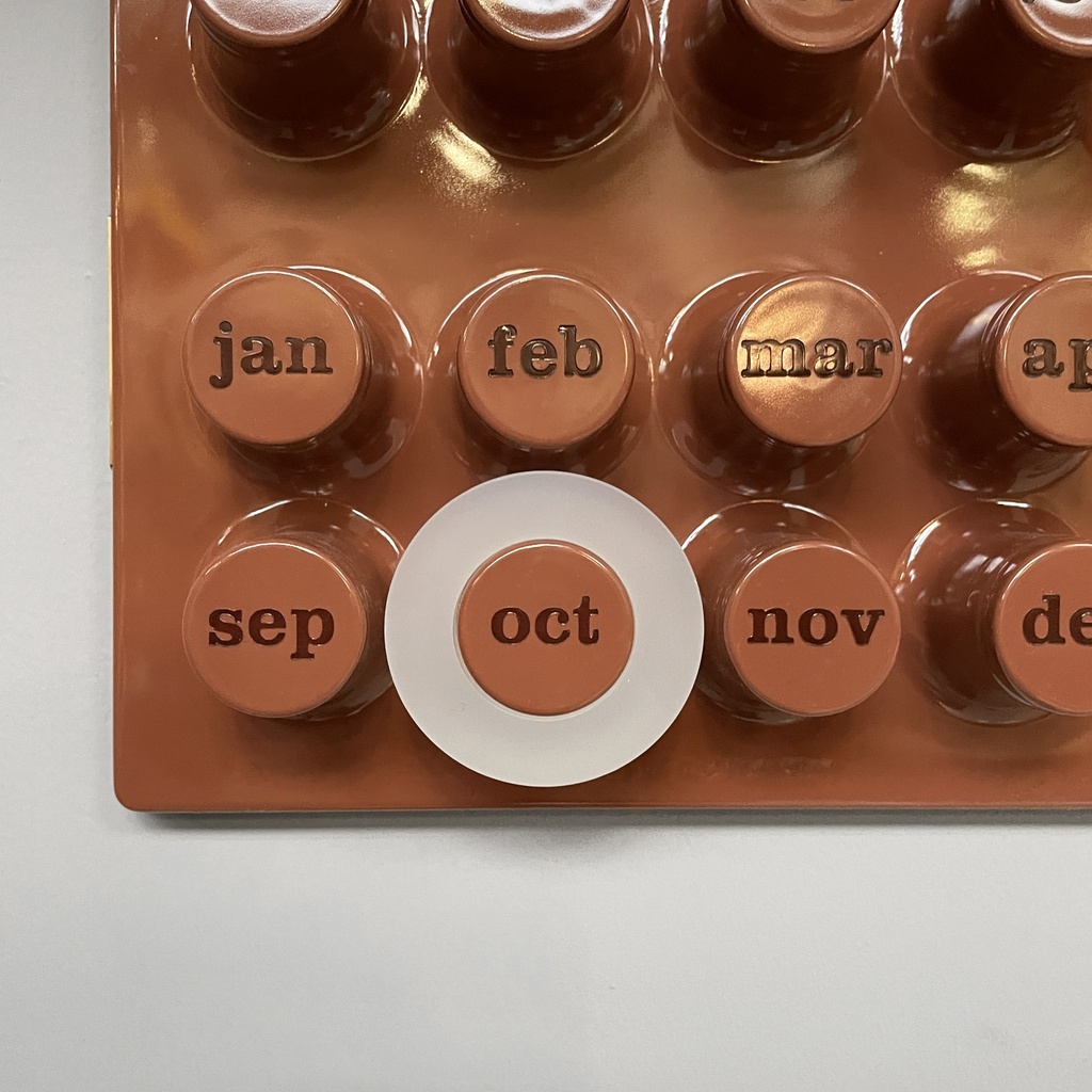 Calendario da parete Moka Mousse di Giorgio Della Beffa per Ring A Date, 2025