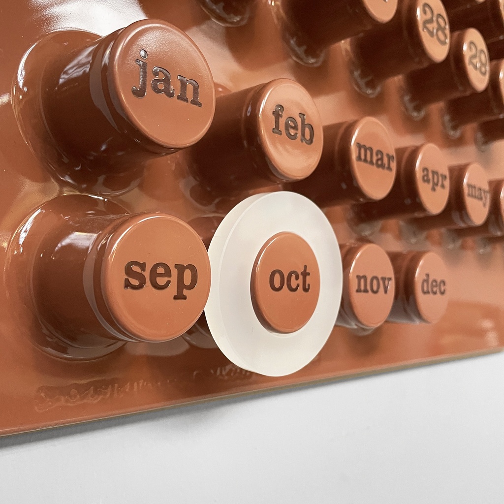 Calendario da parete Moka Mousse di Giorgio Della Beffa per Ring A Date, 2025