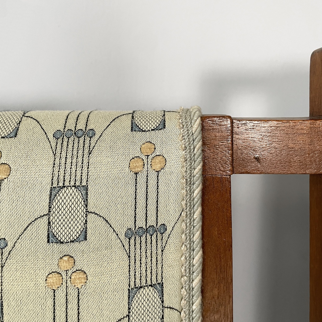 Panca in tessuto e legno, 1930 ca.