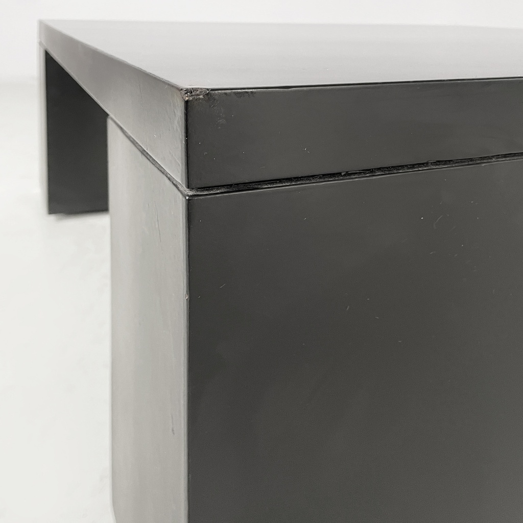 Tavolo da caffè in legno nero, 1980 ca.