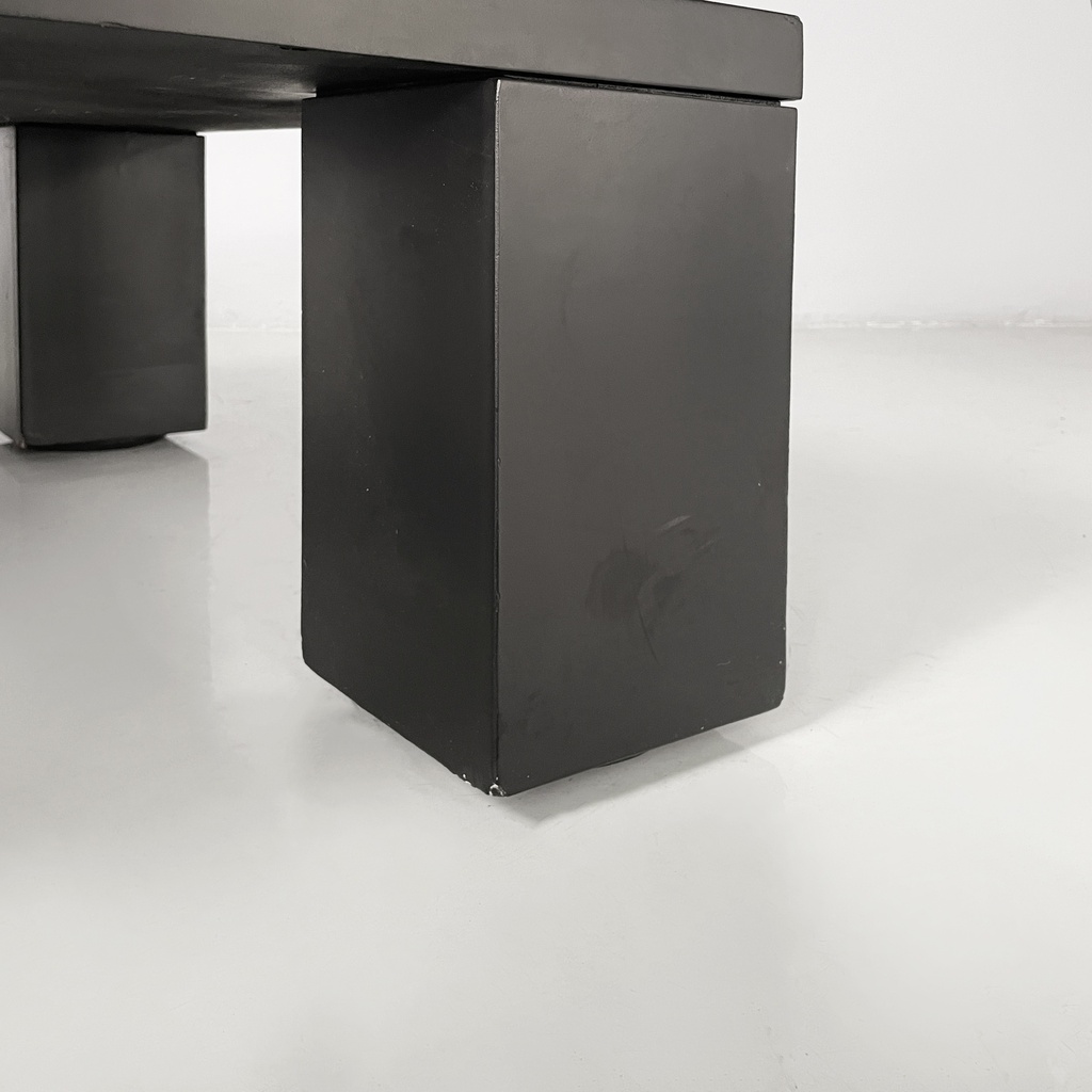 Tavolo da caffè in legno nero, 1980 ca.