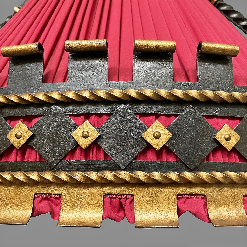 Lampadario in metallo e tessuto rosso, 1940 ca.