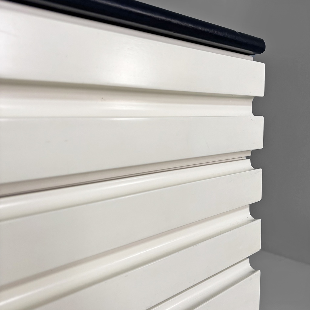 Cassettiera Samarcanda di Vico Magistretti per Poggi, 1970 ca.