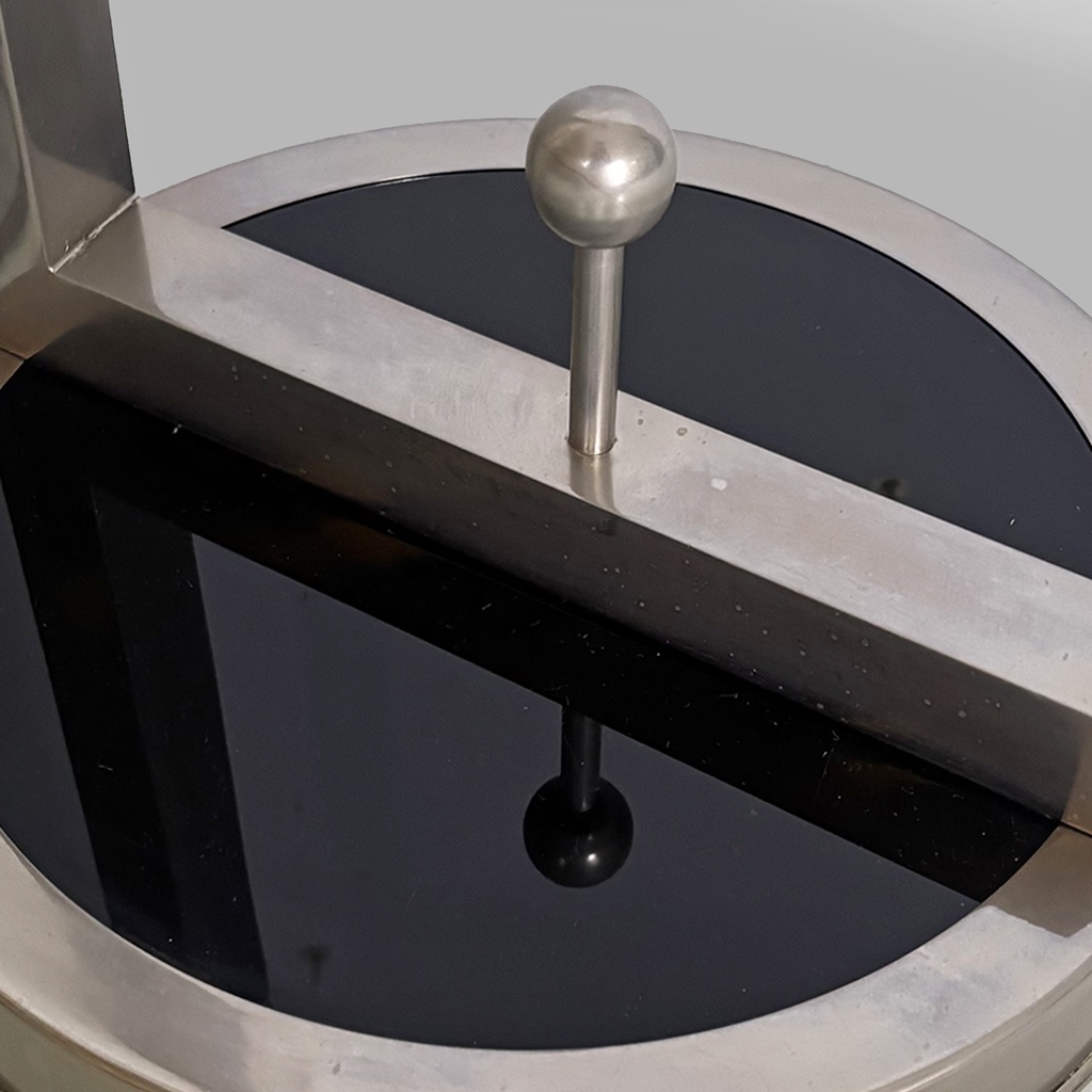 Lampada da terra in acciaio e vetro, 1940 ca.