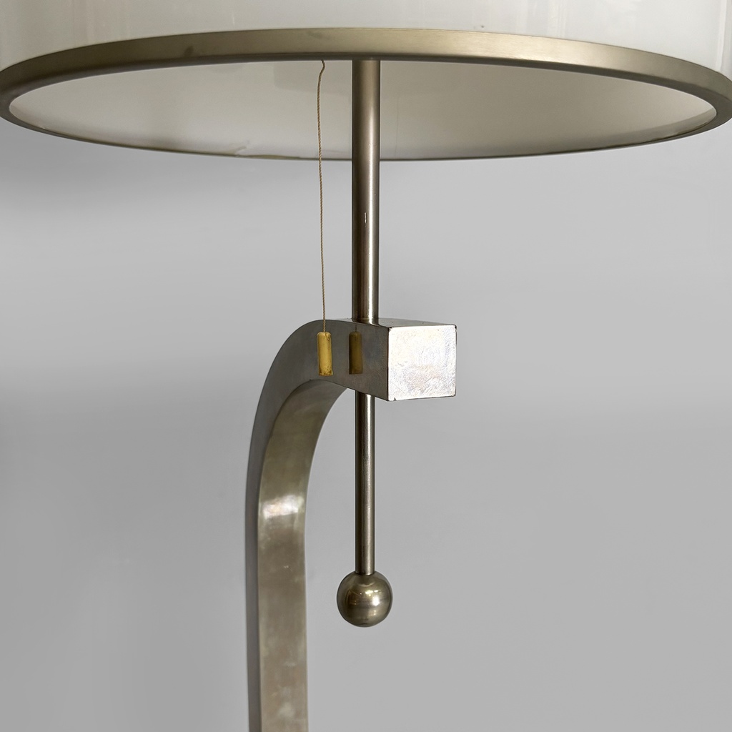 Lampada da terra in acciaio e vetro, 1940 ca.