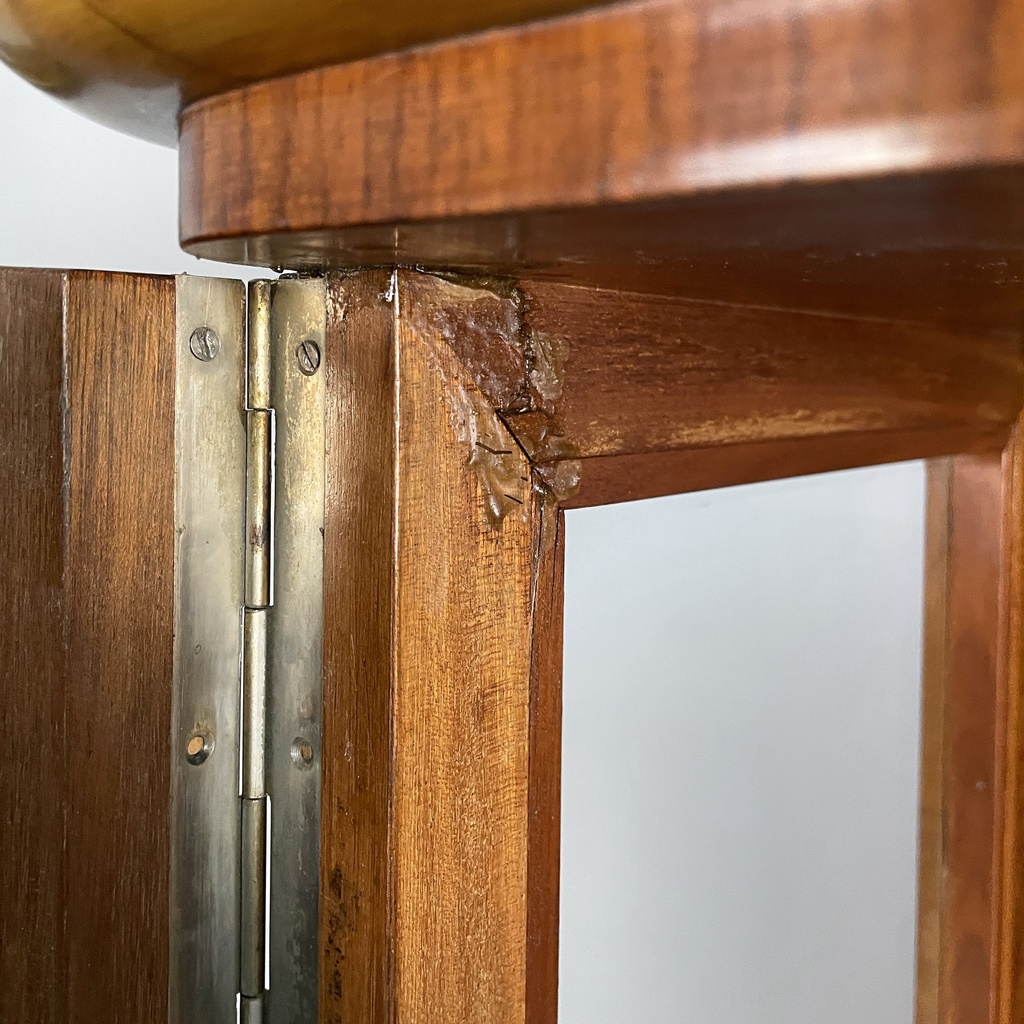 Vetrina in legno e vetro, 1930 ca.