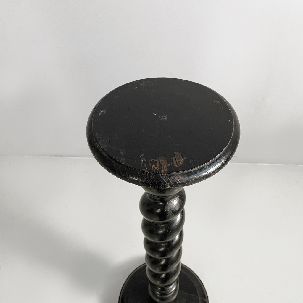 Piedistalli in legno nero, 1930 ca.