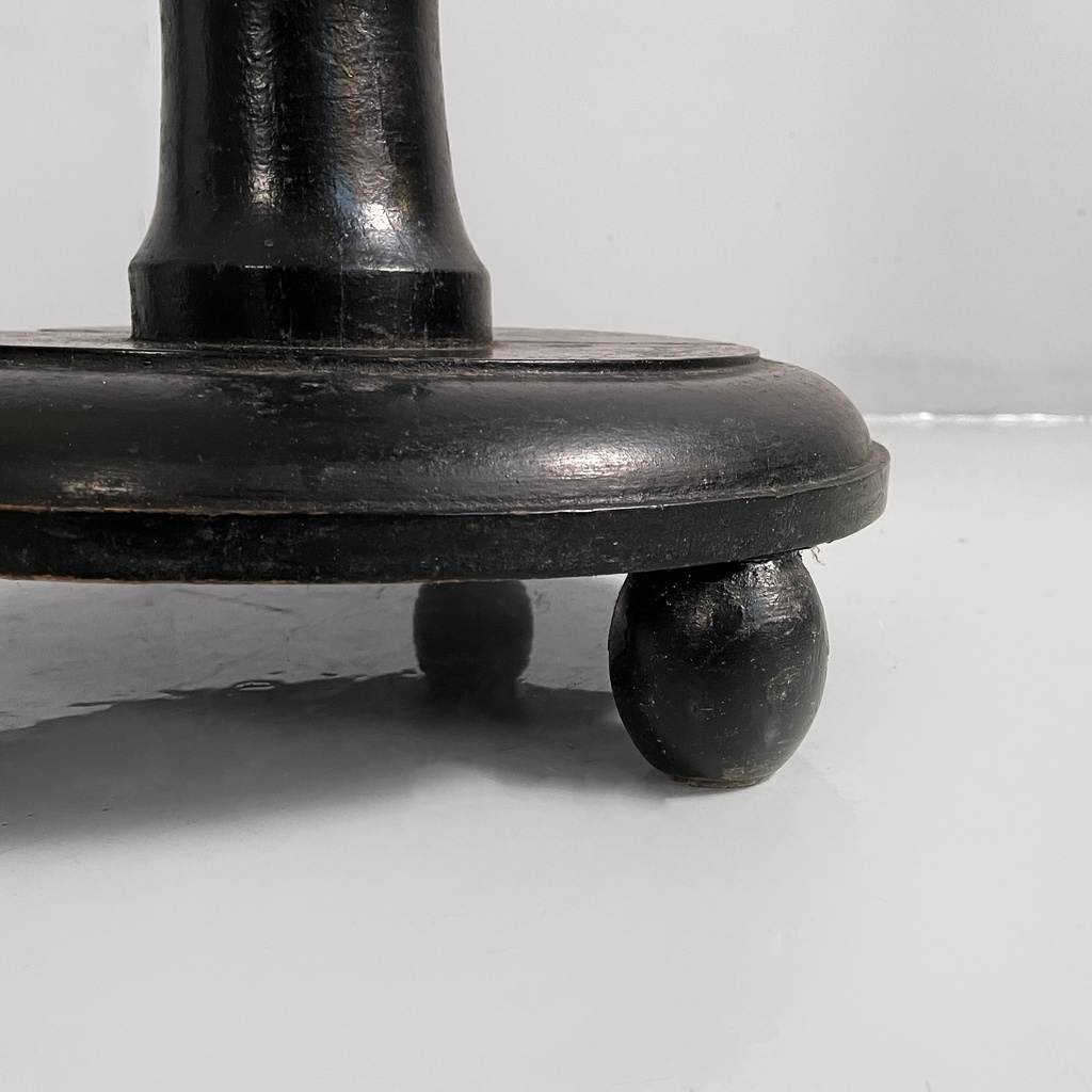 Piedistalli in legno nero, 1930 ca.