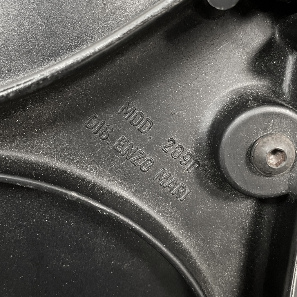 Sedie Tonietta di Enzo Mari per Zanotta, 1980 ca.