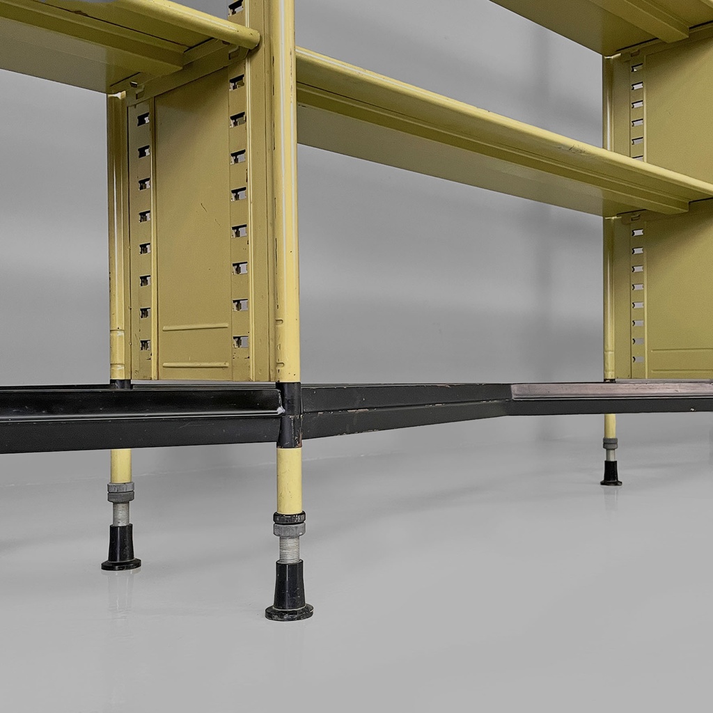 Libreria di Studio BBPR per Olivetti, 1960 ca.