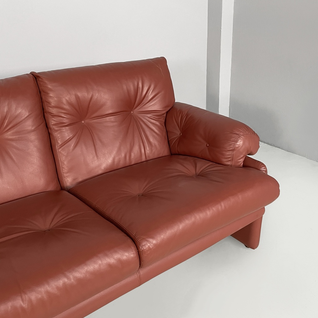 Divano Coronado di Afra e Tobia Scarpa per B&B, 1970 ca.