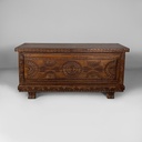 Cassapanca in legno inciso, 1930 ca.