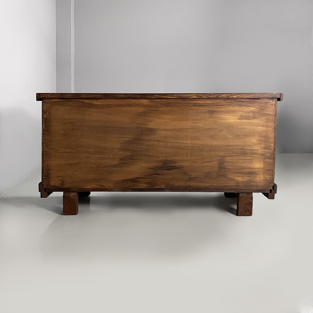 Cassapanca in legno inciso, 1930 ca.