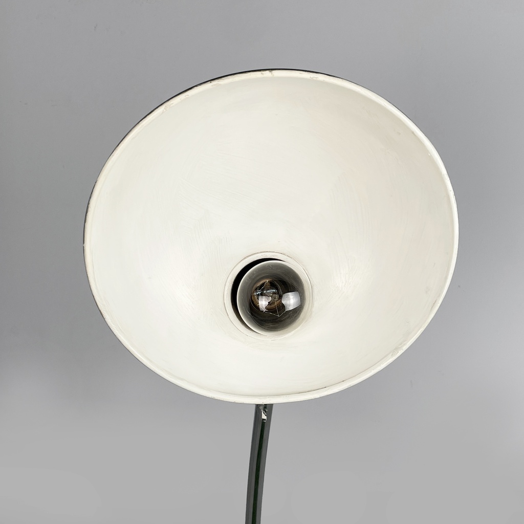 Lampada da tavolo in metallo verde, 1950 ca.