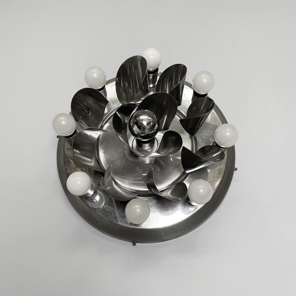 Applique in acciaio, 1970 ca.