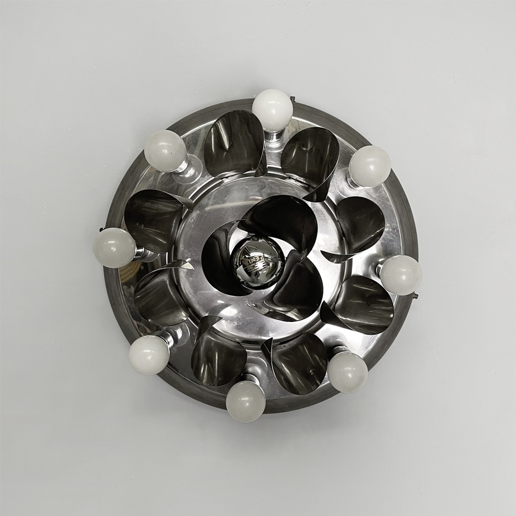 Applique in acciaio, 1970 ca.