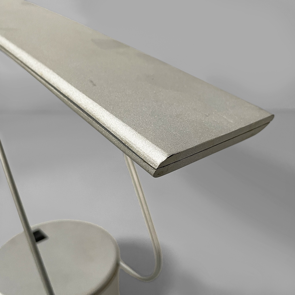 Lampada da tavolo Dove di Mario Barbaglia e Marco Colombo per Paf, 1980 ca.