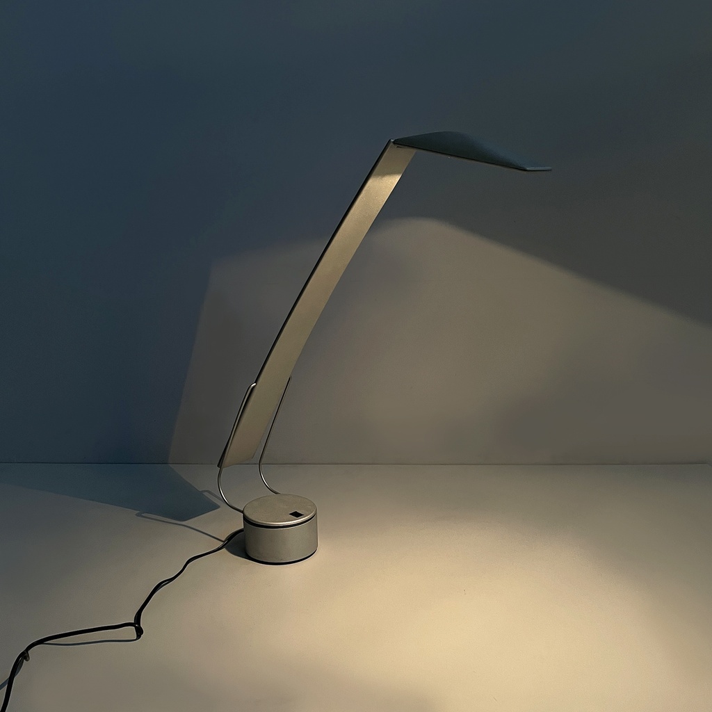 Lampada da tavolo Dove di Mario Barbaglia e Marco Colombo per Paf, 1980 ca.