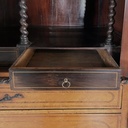 Credenza con specchi in legno tornito, 1930 ca.