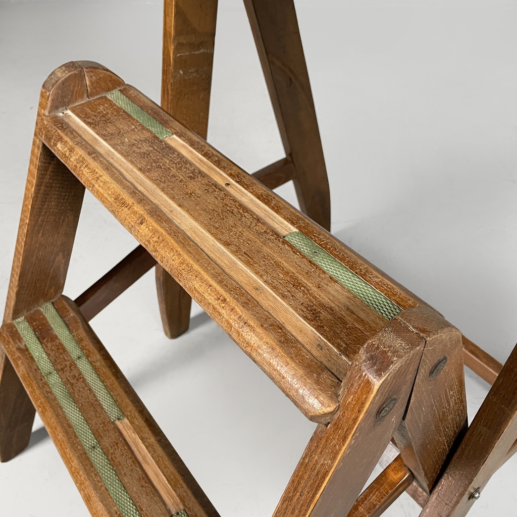 Sgabello scala in legno, 1930 ca.