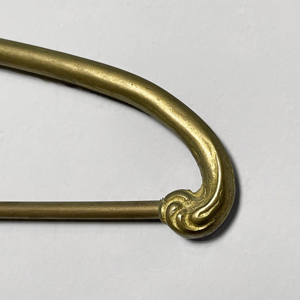 Appendiabiti in ottone, 1930 ca.