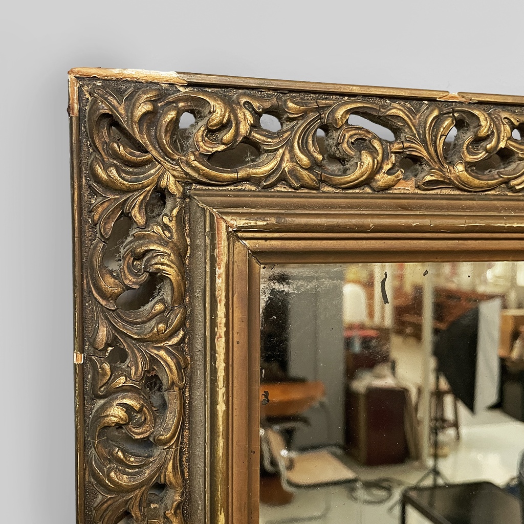 Specchio da parete in legno dorato, 1950 ca. 