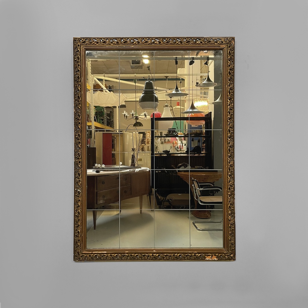 Specchio da parete in legno dorato, 1950 ca. 