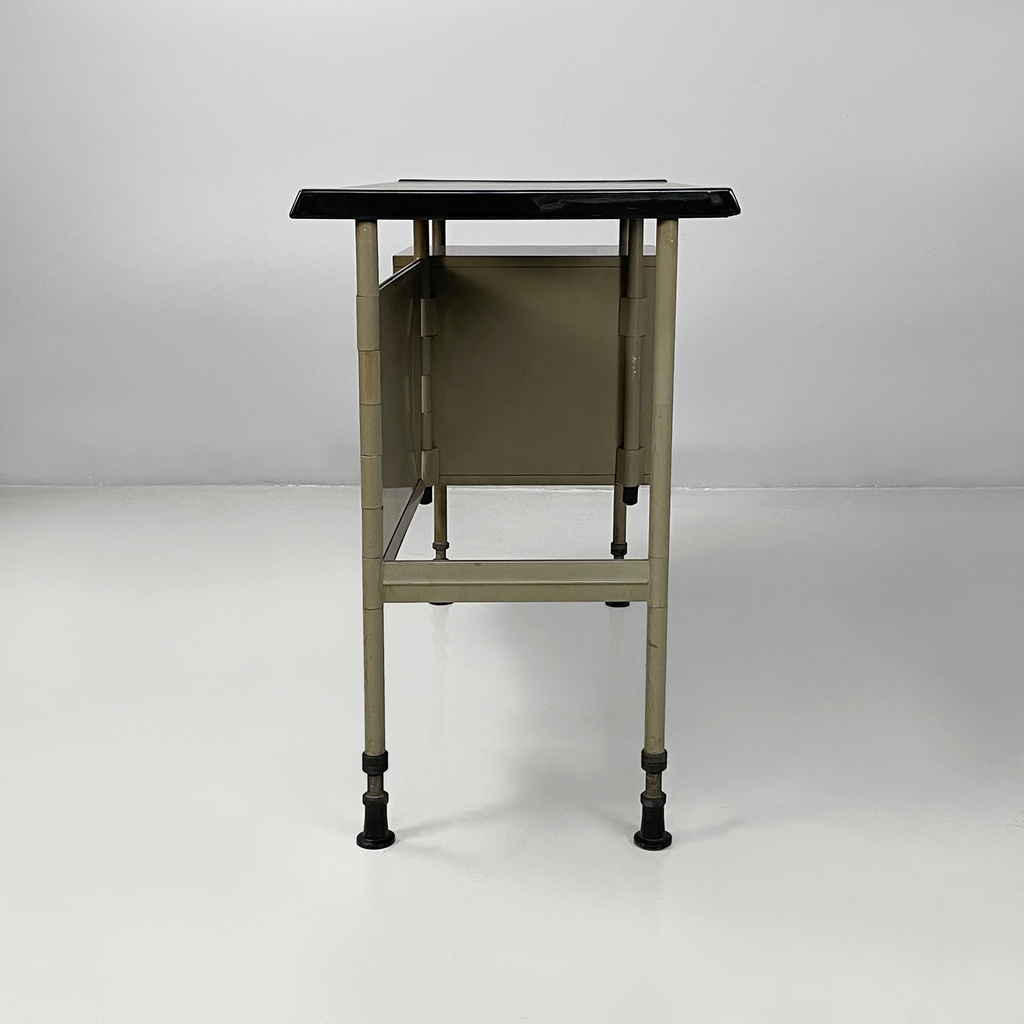 Scrivania di BBPR per Olivetti, 1960 ca.