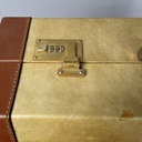 Valigia in pelle beige e marrone, 1960 ca.